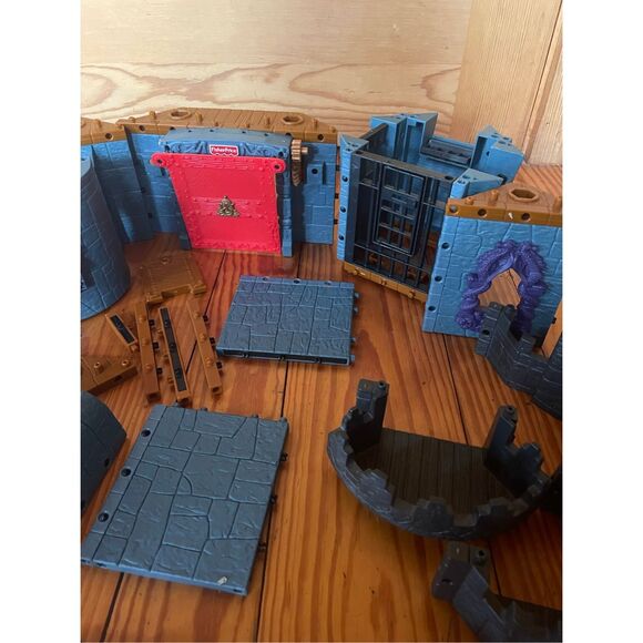 Fisher Price Imaginext Medieval Battle Castle Playset - Picture 4 of 6